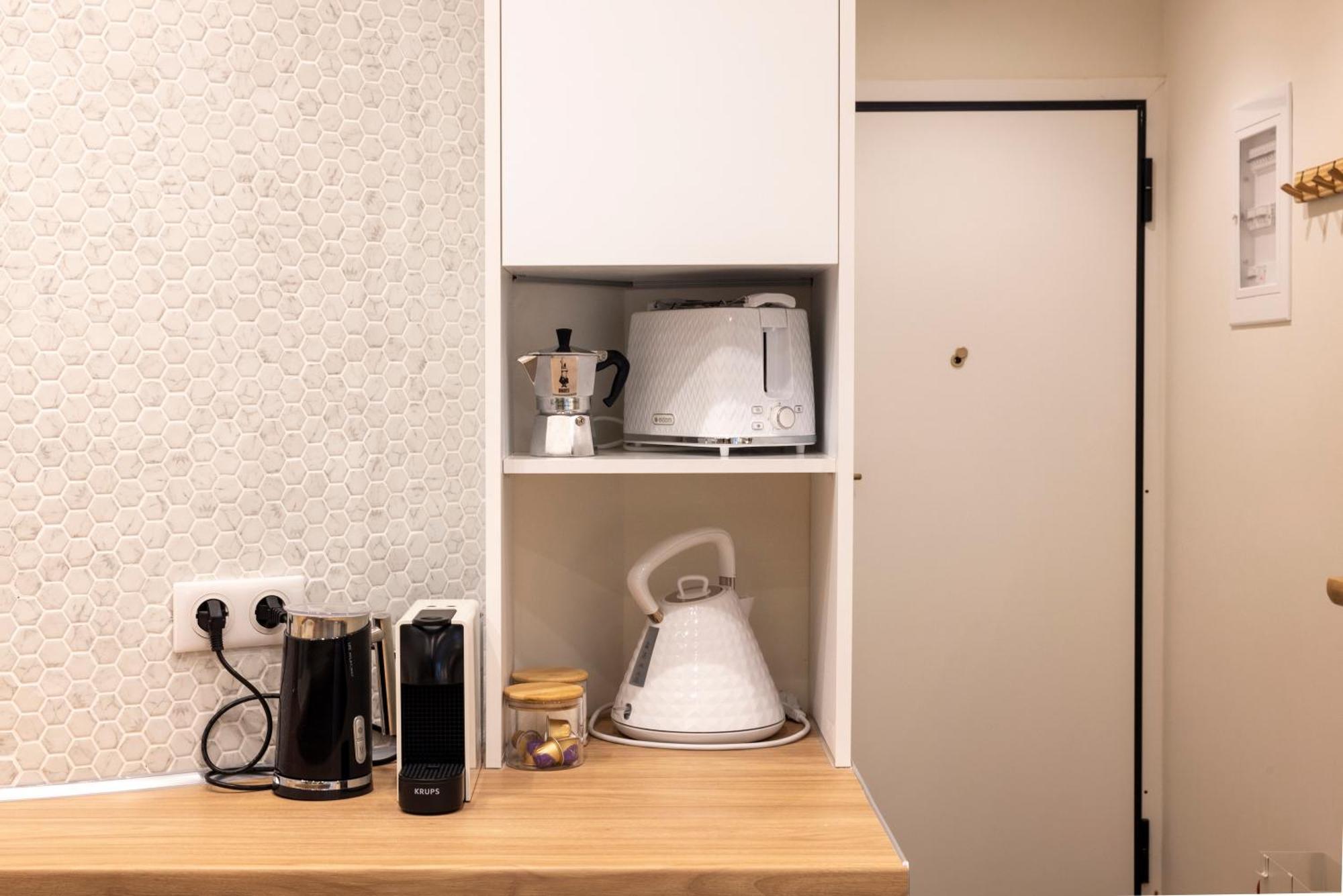 Studio Flat 21 At Evangelismos Metro Stn Athen Exterior foto